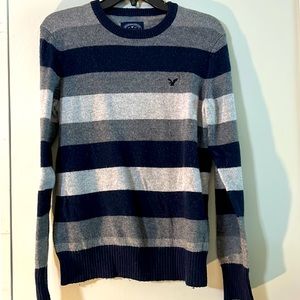 American Eagle sweater size M